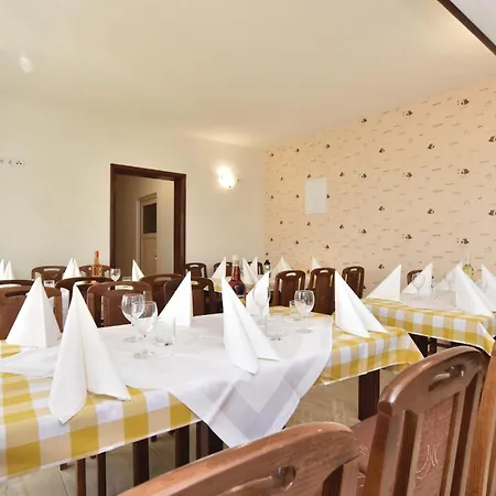 Two-bedroom In Apartamento Stanici